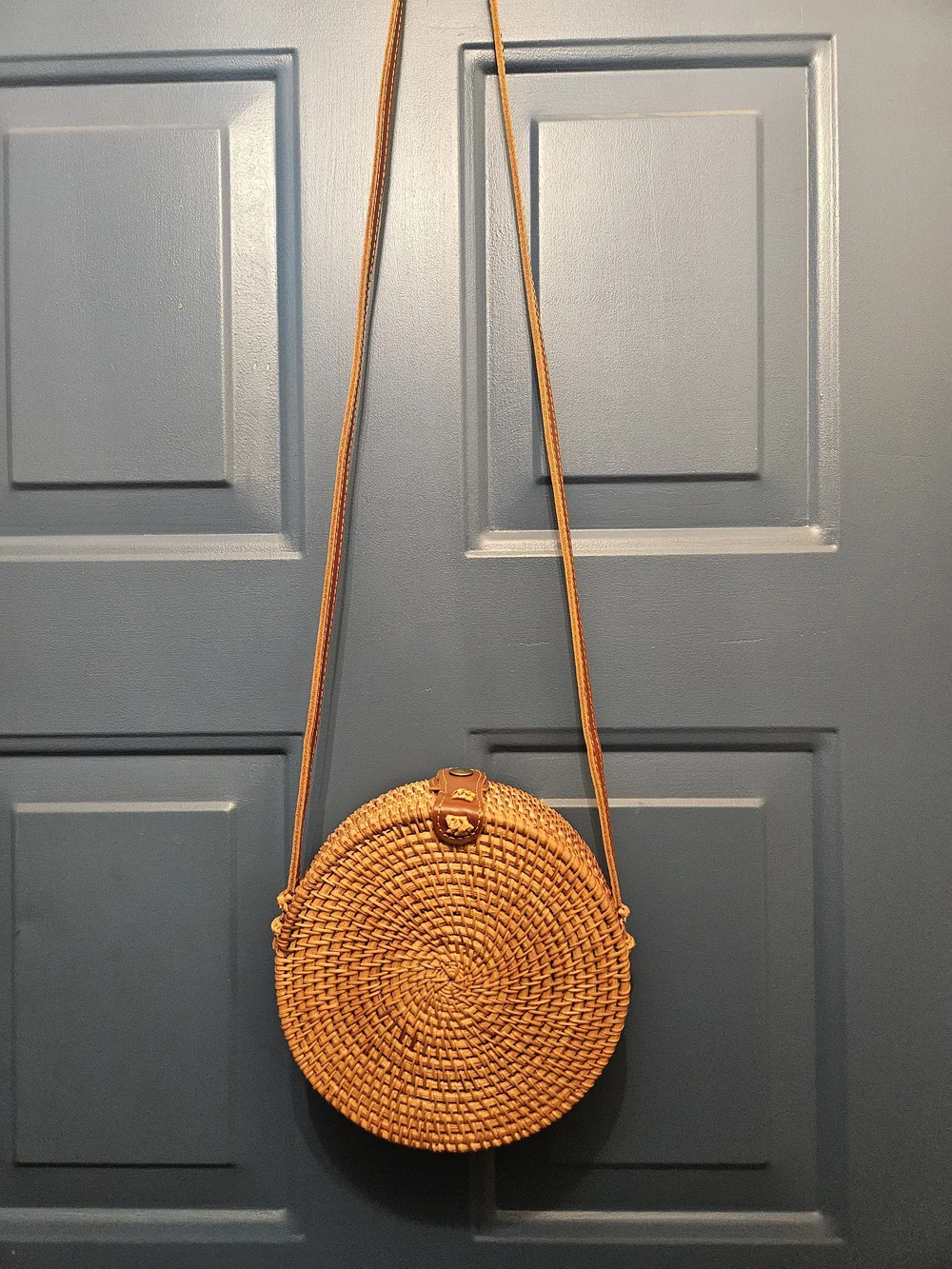 Round Woven Crossbody Boho Bag in Natural Tan.